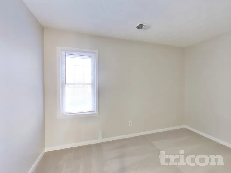 2796 Mountbery Dr — Photo 13