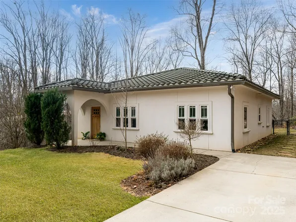 54 Maple Springs Rd, Asheville, NC 28805