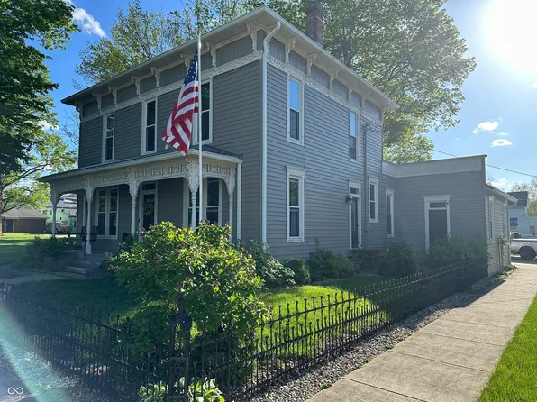126 N Franklin St, Ladoga, IN 47954