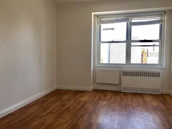 5th image of 747 10th Ave APT 30K
