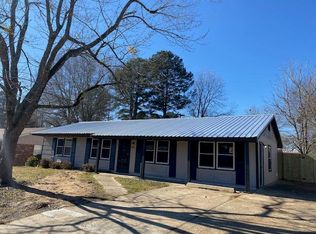 424 Summerhaven Dr, Columbus, MS 39702