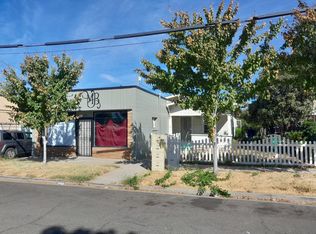 115 E Walnut St, Lodi, CA 95240