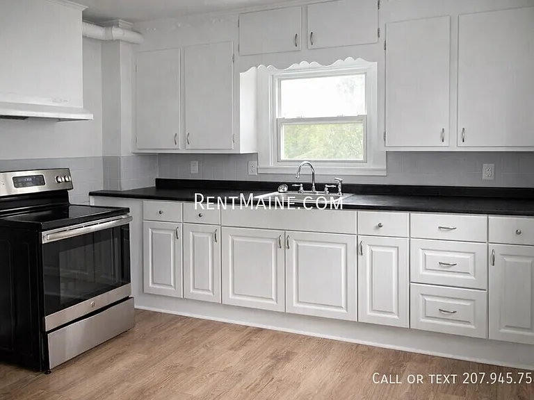 11 Somerset St #2 — Photo 4