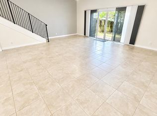 2931 SW 18th Ter, Fort Lauderdale, FL 33315