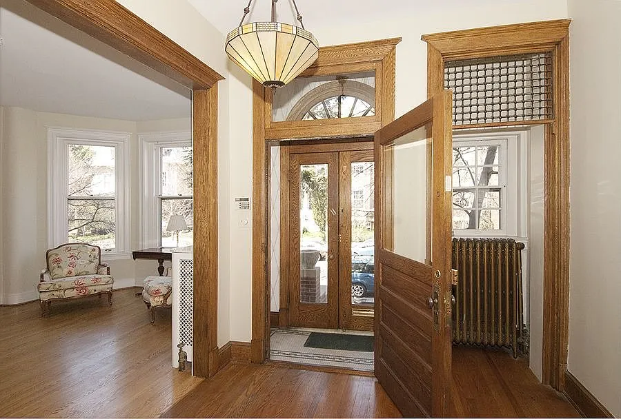 Foyer & Reception Hall