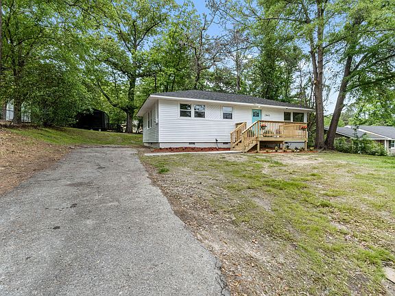 4th image of 2843 Cornelia Rd
