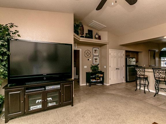 4th image of 3040 Caravelle Dr
