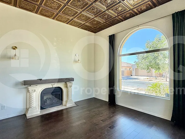 22933 E Silver Creek Ln — Photo 11
