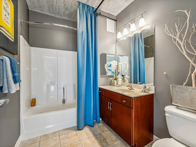 900_interior_bathroom_12