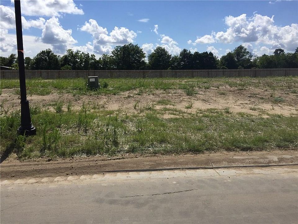 1st image of 260 Sand Hill Crane Dr
