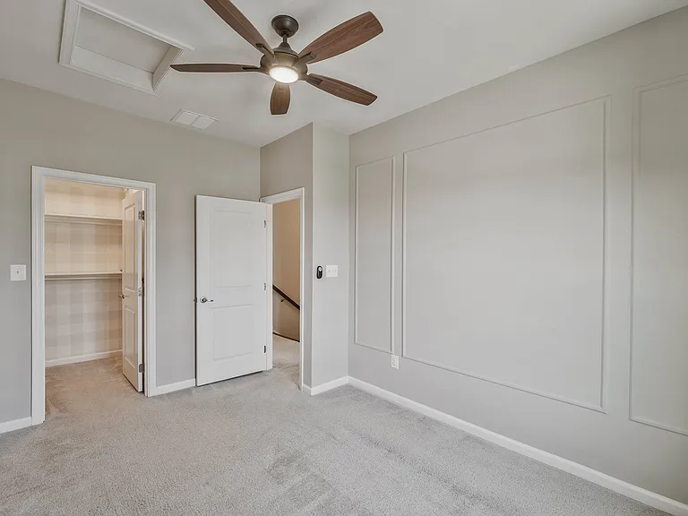 10711 Hinton Way — Photo 36
