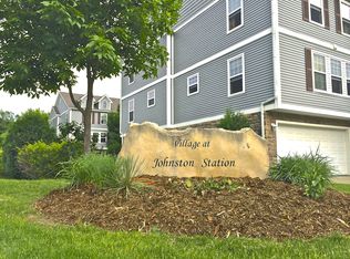 5550 Kirkland Ct, Johnston, IA 50131
