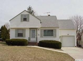 19216 Maple Heights Blvd, Maple Heights, OH 44137