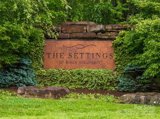52 Settings Blvd, Black Mountain, NC 28711