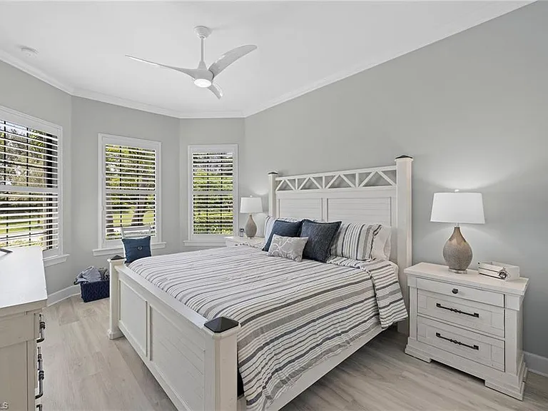 9515 Campanile Cir — Photo 21