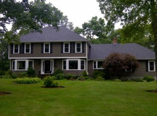 10 Freedom Trl, Norfolk, MA 02056