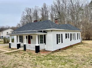 42 Chestnut St, Fieldale, VA 24089