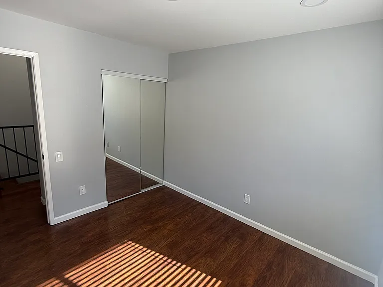 9625 Sylmar Ave #29 — Photo 17