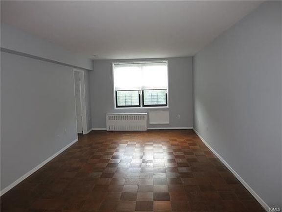 3rd image of 70 Barker St APT 701