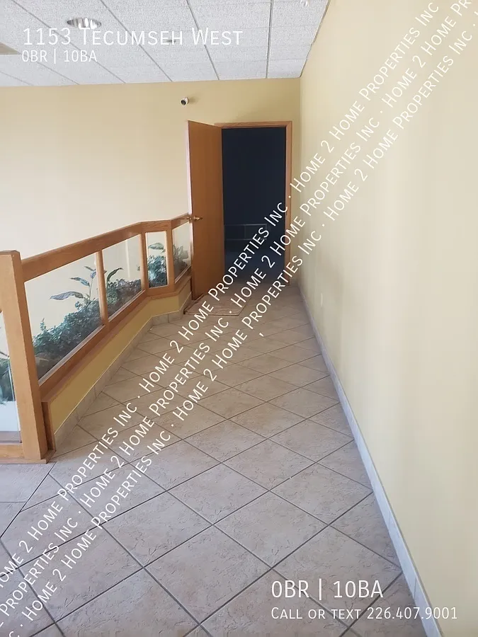 1153 Tecumseh West - Commercial — Photo 1