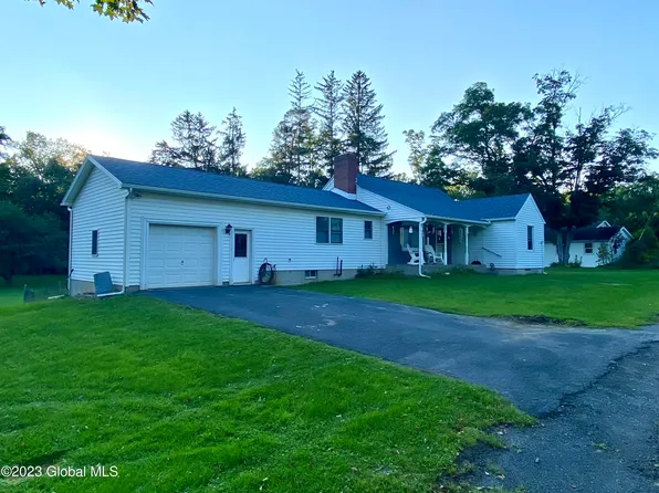 149 Bray Road, Central Bridge, NY 12066