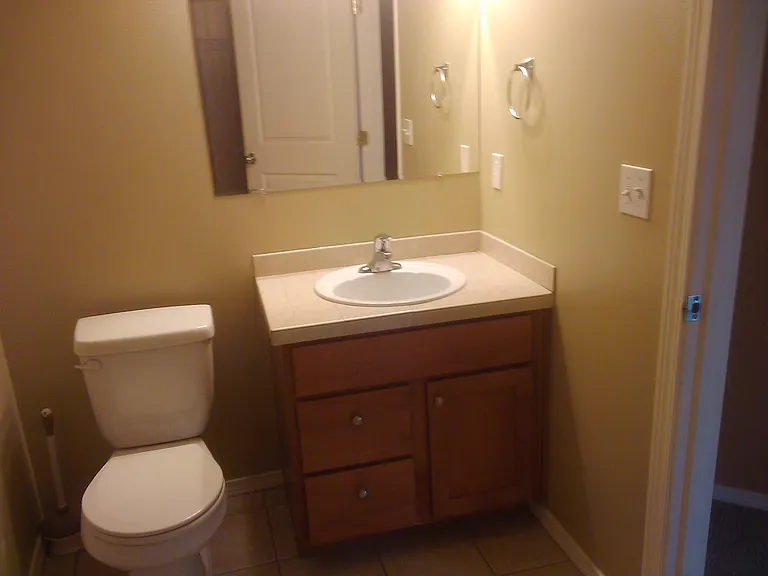 9090 Ravenna Ave NE #101 — Photo 6