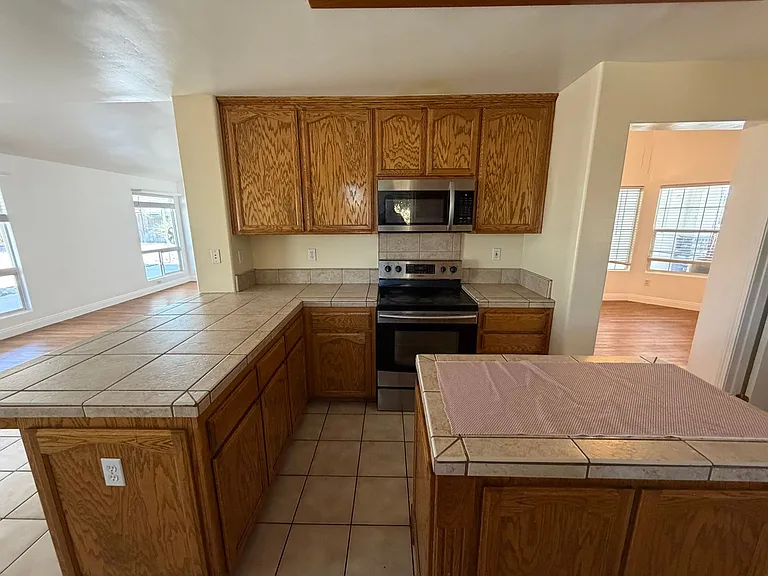 5800 Potenza Ln — Photo 16
