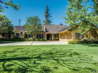 1125 W River Ln, Santa Ana, CA 92706