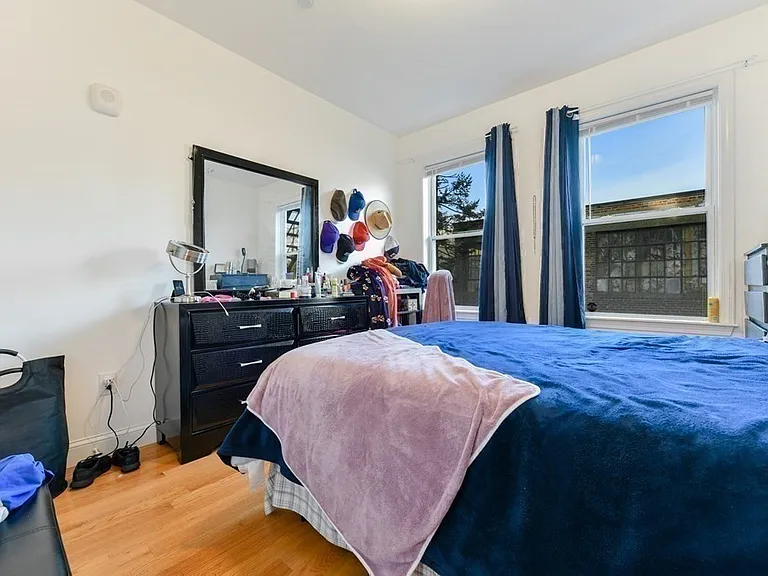 236 Havre St #3 — Photo 10