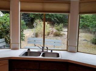 17960 9th Ave NE, Poulsbo, WA 98370