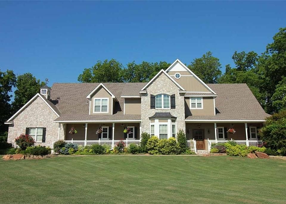 1st image of 15501 Country Edge Dr