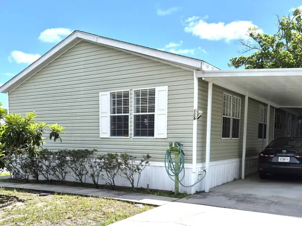 126 Hillsborough Dr, Sorrento, FL 32776