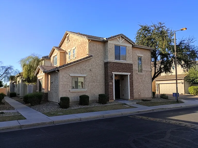 2348 N 84th Dr — Photo 2