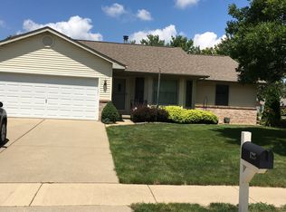 1225 Dani Ln, Springfield, IL 62712