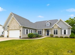 25204 W Indian Boundary Ct, Plainfield, IL 60544