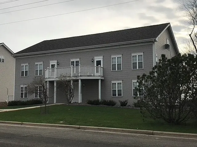 614 S 8th St — Photo 12