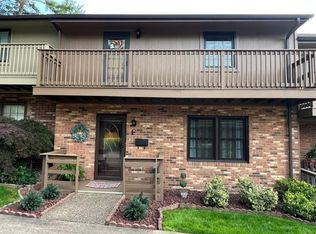 100 Stone Church Rd APT F, Wheeling, WV 26003