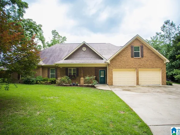 101 Lucas Ln, Maylene, AL 35114