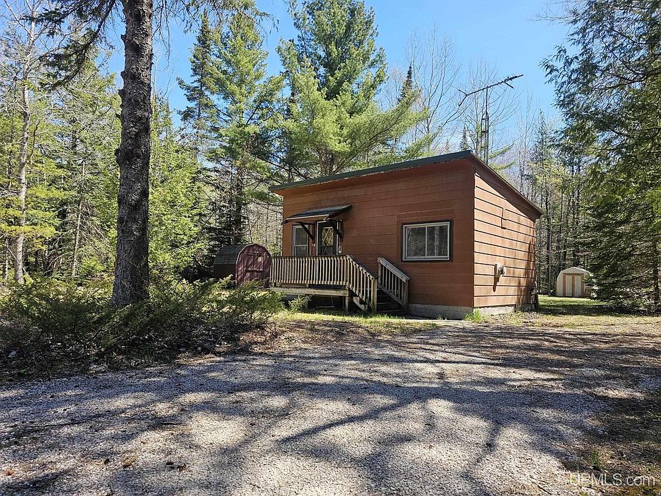 2958 Little Harbor Rd, Manistique, MI 49854 MLS 50136400 Zillow