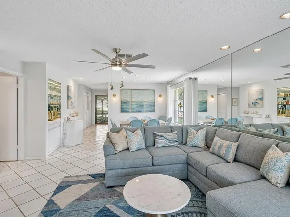 7 Southport Lane #B, Boynton Beach, FL 33436