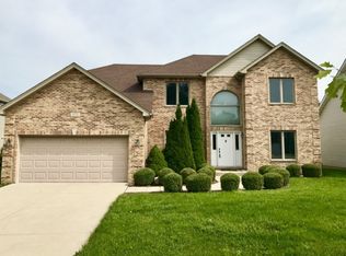 372 E Sleepy Hollow Ln, Addison, IL 60101