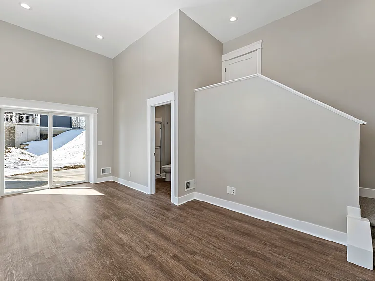 1819 Chessland St — Photo 32