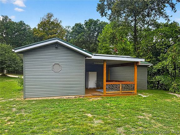 2nd image of 401 Valley Spring Rd