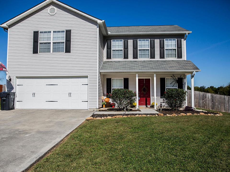 1st image of 4400 Oakbank Ln