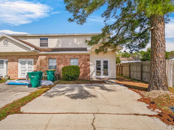 1847 Whispering Oaks Ln, Fort Walton Beach, FL 32547