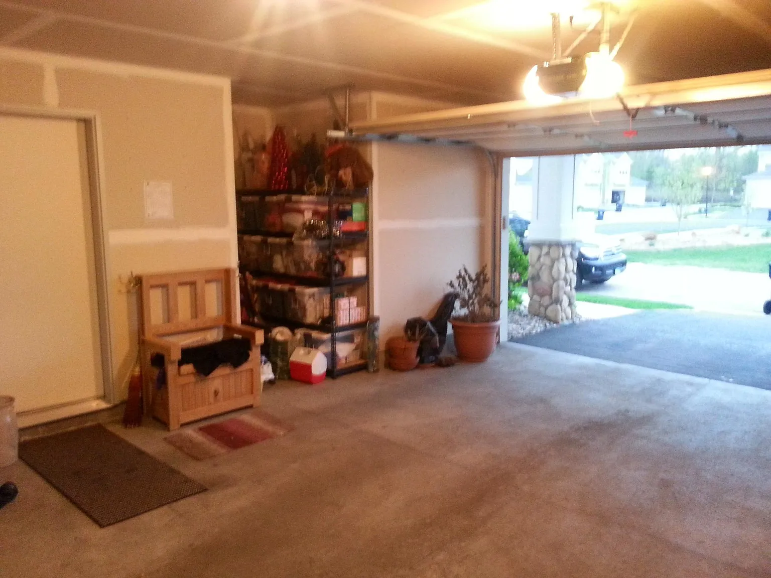 2 bed, 1.5 bath, 1400 sqft, $1,900 — Photo 4