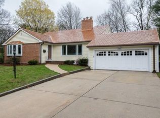 40 Cushing Rd, Milton, MA 02186