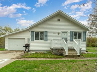 1060 Pine Rd, Bay City, MI 48706