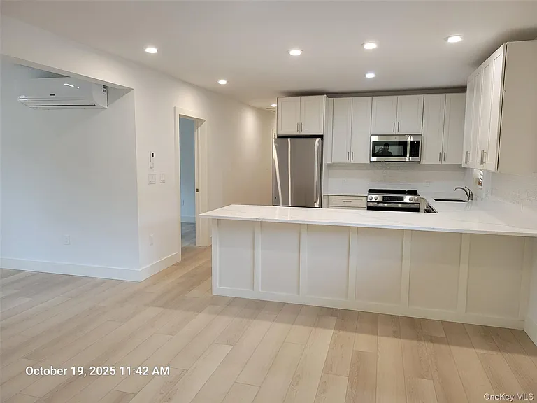 99 Mountain Ave — Photo 4