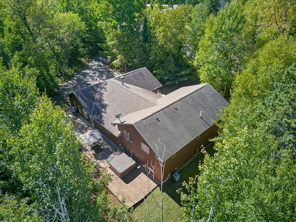 1st image of 112 Bay Rd